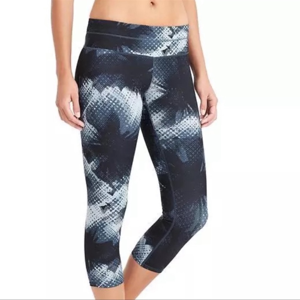 Athleta Electro Sonar Capri Blue Print Leggings Rear Zipper Pocket-Small